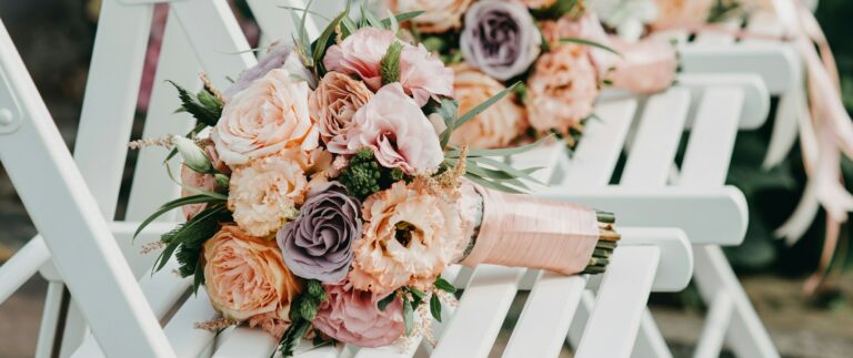 The Indispensable Role of Professional Florists in Crafting Your Dream Wedding, with Joan’s Bloemiste Leading the Way in Mossel Bay