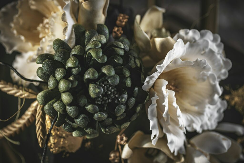 Detail of wedding cake decor